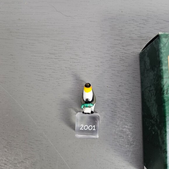 Hallmark Keepsake Ornament Ice Block Buddies Miniature Set of 3 New With Box - Picture 4 of 4